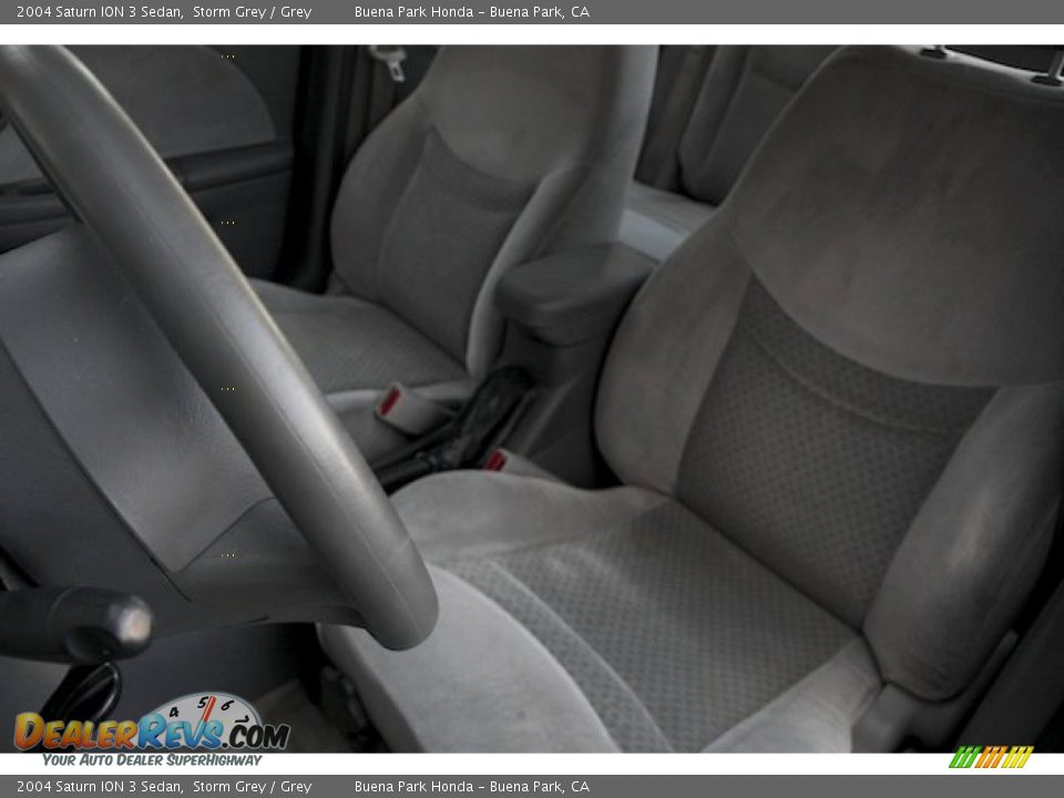 2004 Saturn ION 3 Sedan Storm Grey / Grey Photo #13