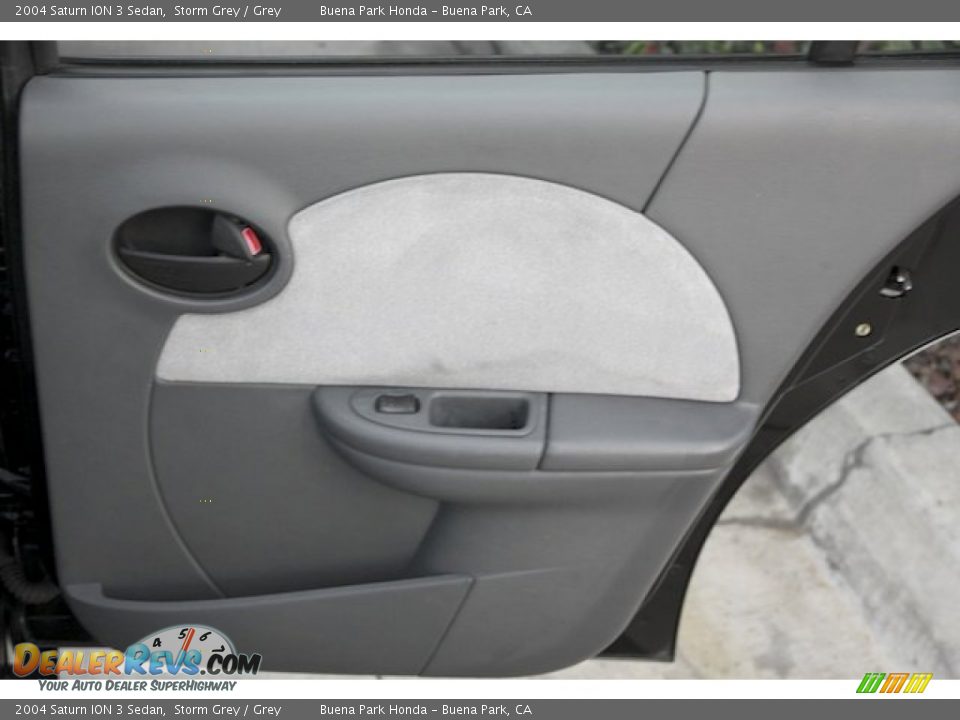 2004 Saturn ION 3 Sedan Storm Grey / Grey Photo #25