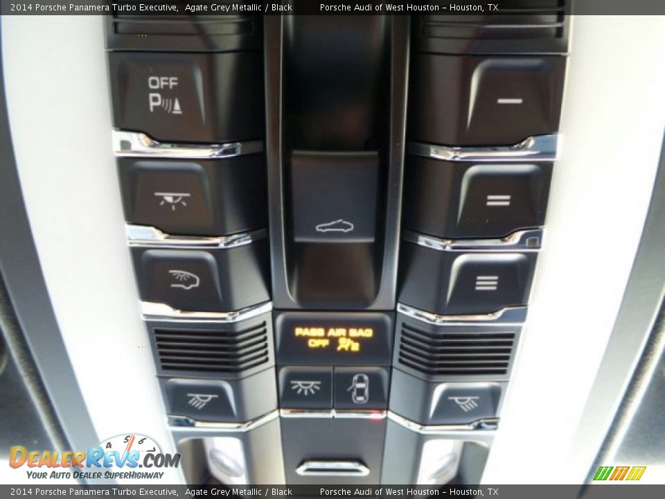 Controls of 2014 Porsche Panamera Turbo Executive Photo #18