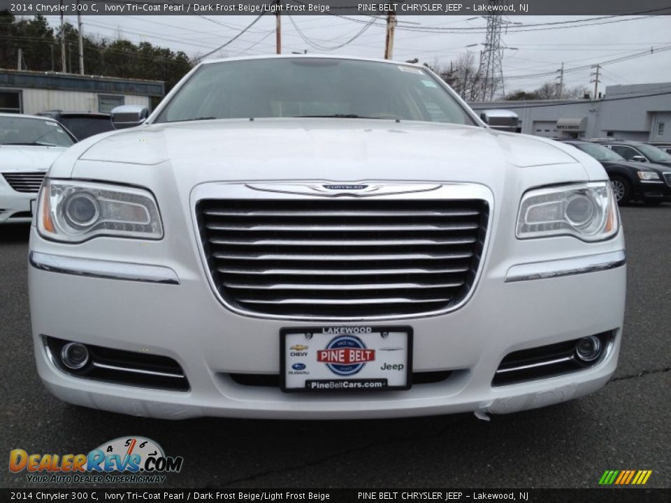 2014 Chrysler 300 C Ivory Tri-Coat Pearl / Dark Frost Beige/Light Frost Beige Photo #2