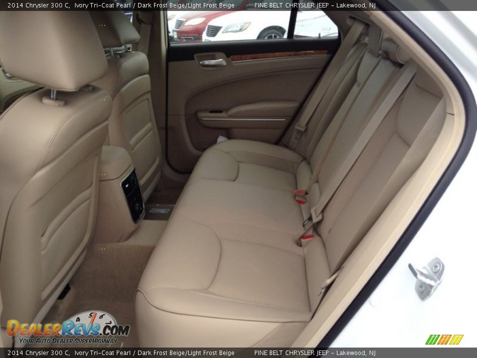 2014 Chrysler 300 C Ivory Tri-Coat Pearl / Dark Frost Beige/Light Frost Beige Photo #6