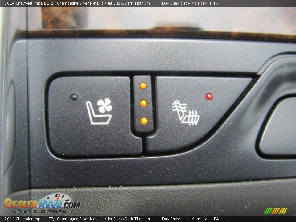 2014 Chevrolet Impala LTZ Champagne Silver Metallic / Jet Black/Dark Titanium Photo #17