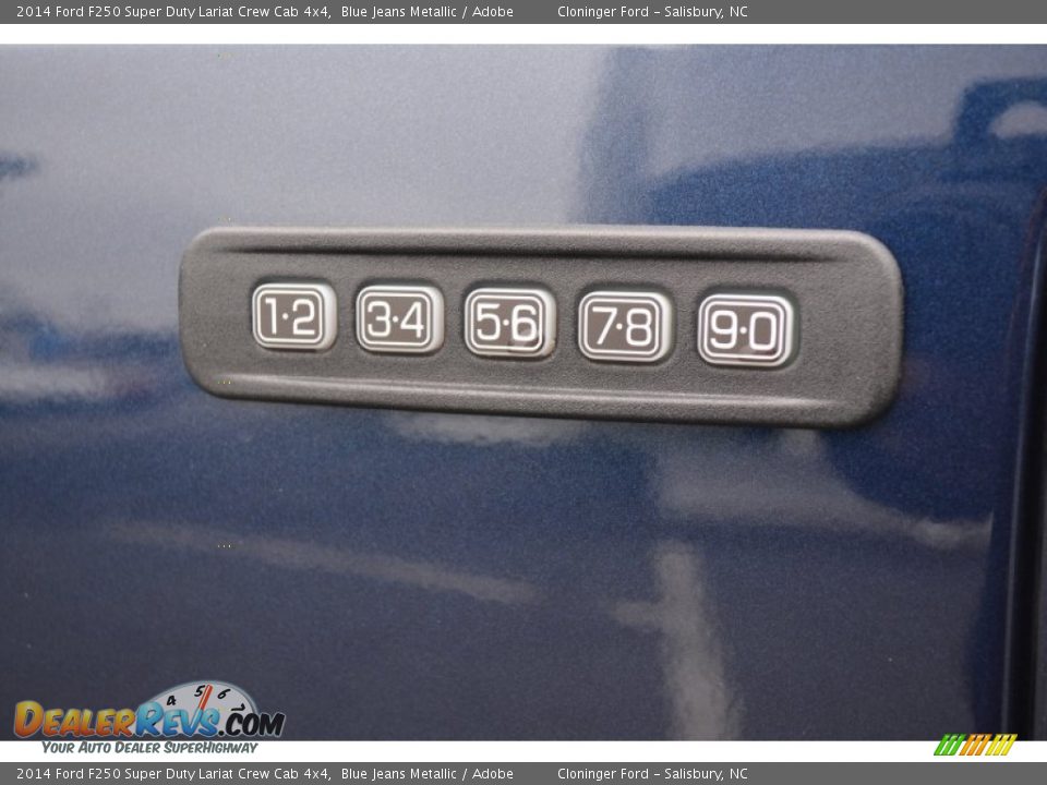 2014 Ford F250 Super Duty Lariat Crew Cab 4x4 Blue Jeans Metallic / Adobe Photo #17