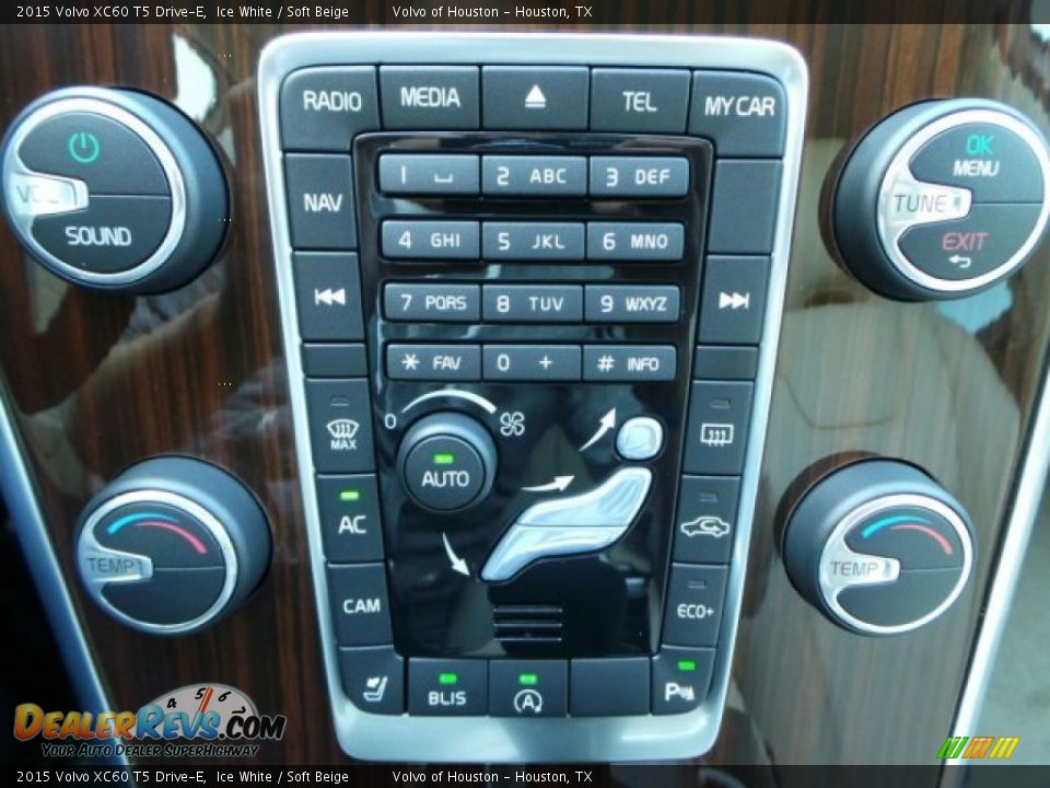2015 Volvo XC60 T5 Drive-E Ice White / Soft Beige Photo #19