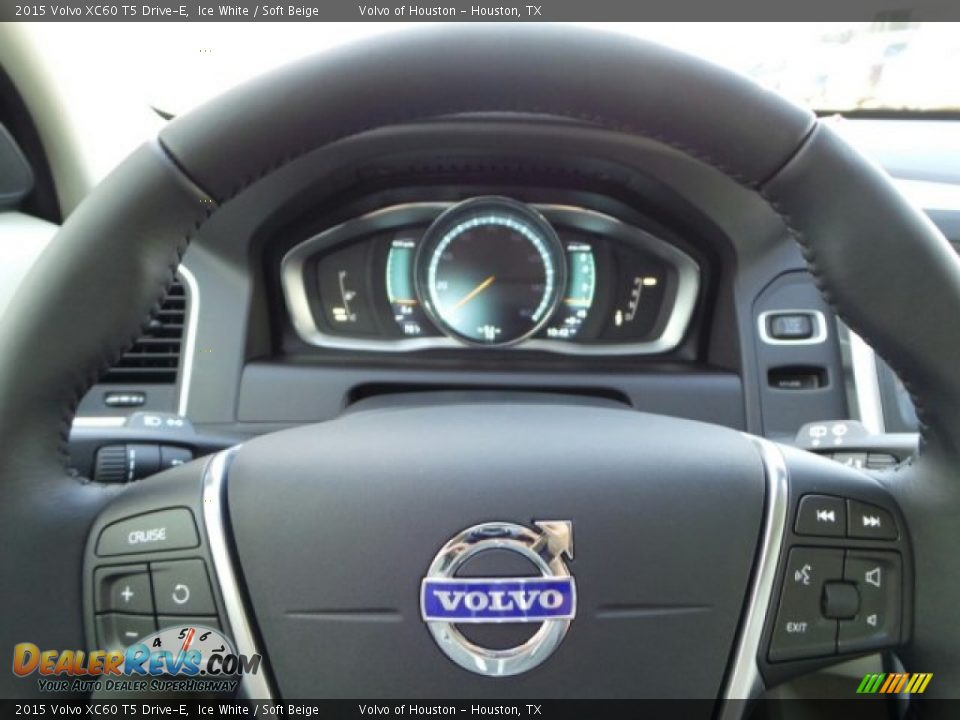 2015 Volvo XC60 T5 Drive-E Ice White / Soft Beige Photo #20