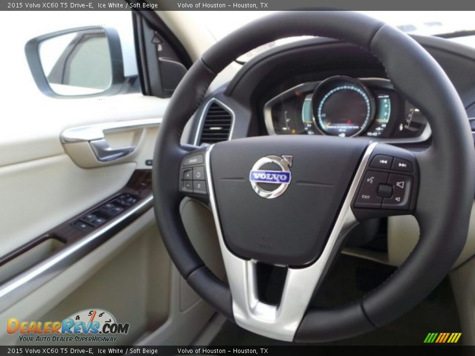 2015 Volvo XC60 T5 Drive-E Ice White / Soft Beige Photo #27