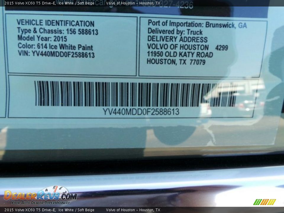 2015 Volvo XC60 T5 Drive-E Ice White / Soft Beige Photo #36