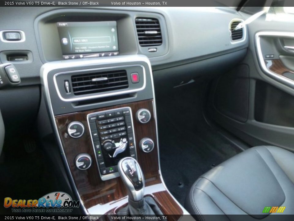 Dashboard of 2015 Volvo V60 T5 Drive-E Photo #12