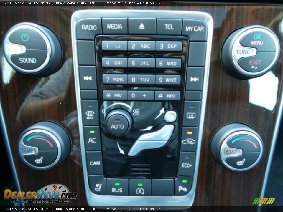 Controls of 2015 Volvo V60 T5 Drive-E Photo #19