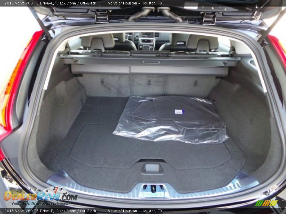 2015 Volvo V60 T5 Drive-E Trunk Photo #28