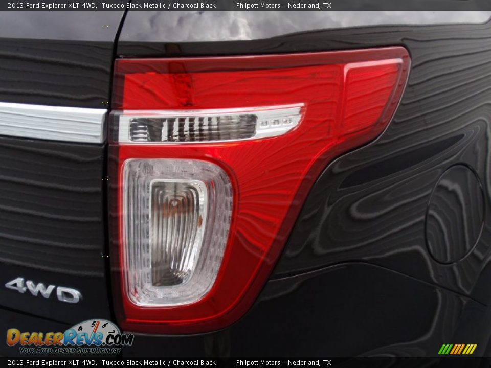 2013 Ford Explorer XLT 4WD Tuxedo Black Metallic / Charcoal Black Photo #20