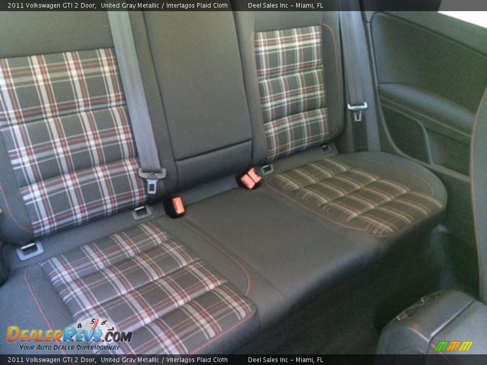 2011 Volkswagen GTI 2 Door United Gray Metallic / Interlagos Plaid Cloth Photo #10