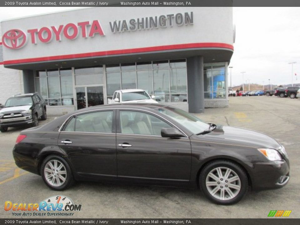 2009 Toyota Avalon Limited Cocoa Bean Metallic / Ivory Photo #2