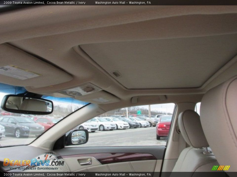 2009 Toyota Avalon Limited Cocoa Bean Metallic / Ivory Photo #14