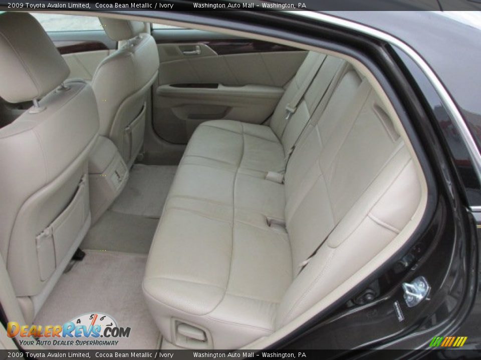 2009 Toyota Avalon Limited Cocoa Bean Metallic / Ivory Photo #18