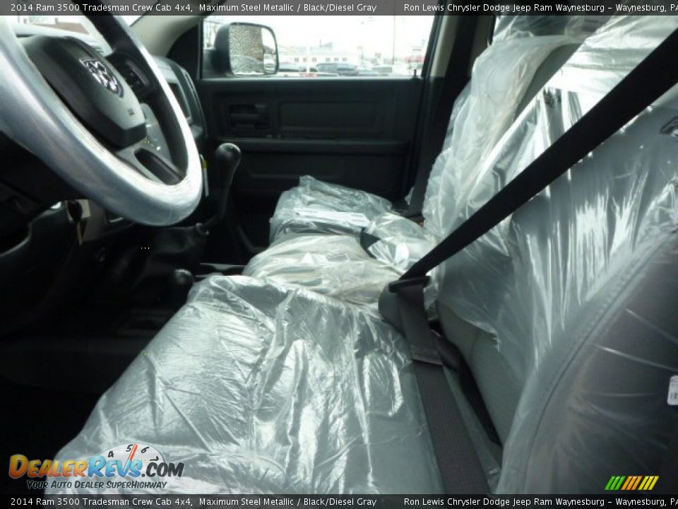 2014 Ram 3500 Tradesman Crew Cab 4x4 Maximum Steel Metallic / Black/Diesel Gray Photo #13