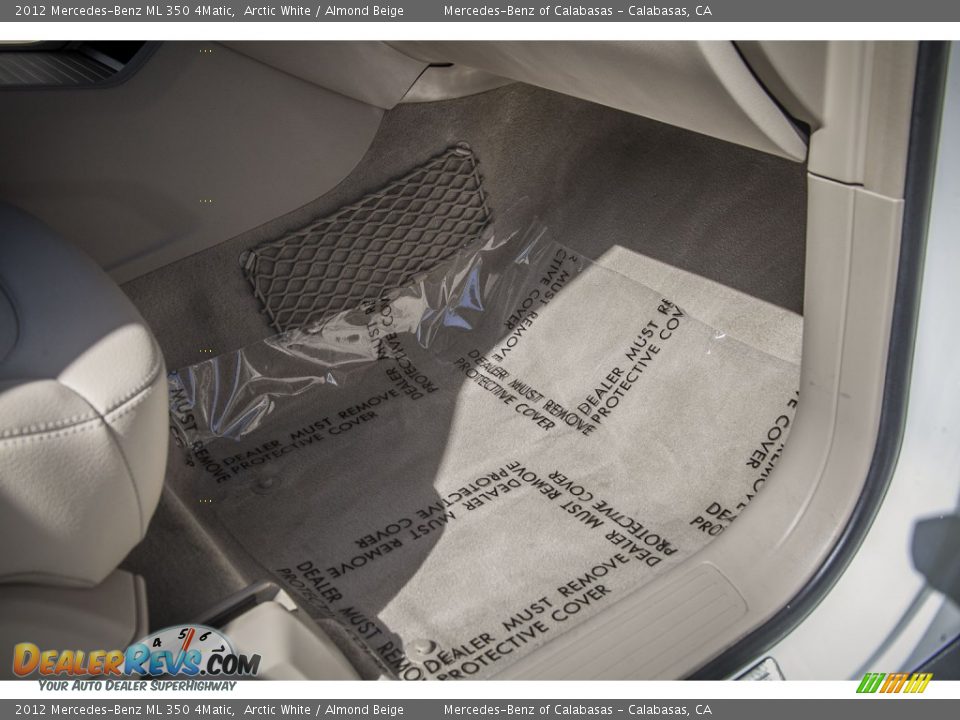2012 Mercedes-Benz ML 350 4Matic Arctic White / Almond Beige Photo #23