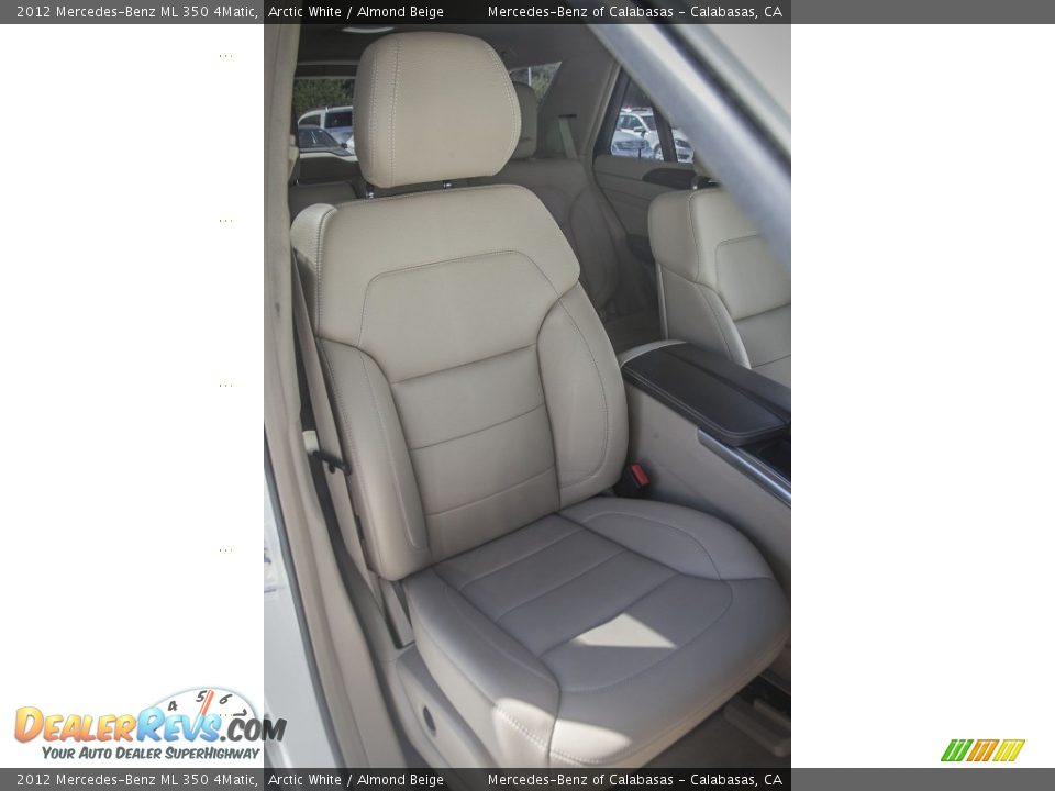 2012 Mercedes-Benz ML 350 4Matic Arctic White / Almond Beige Photo #25