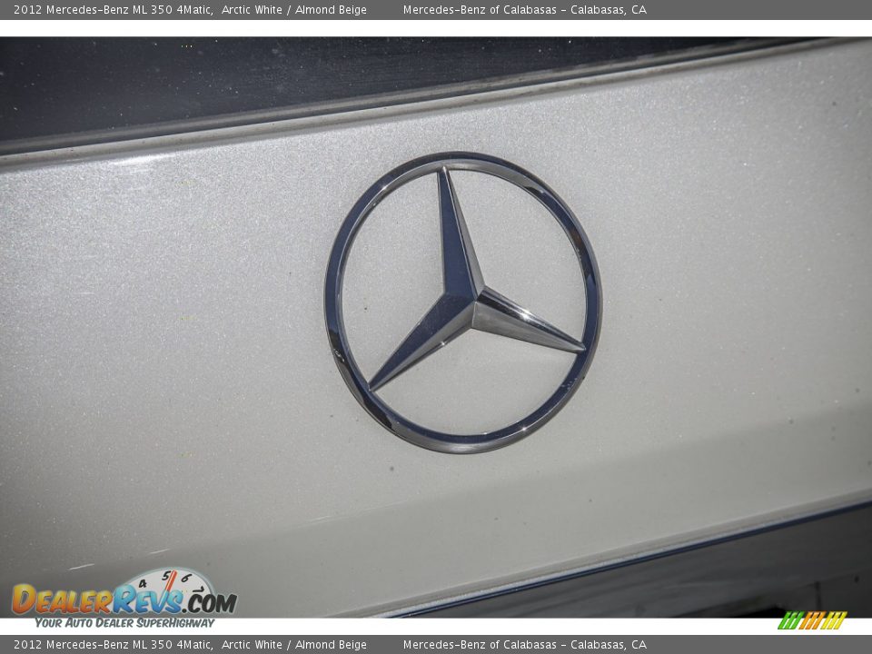 2012 Mercedes-Benz ML 350 4Matic Arctic White / Almond Beige Photo #30