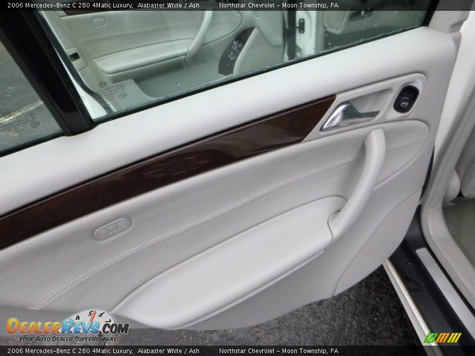 Door Panel of 2006 Mercedes-Benz C 280 4Matic Luxury Photo #13