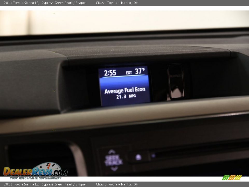 2011 Toyota Sienna LE Cypress Green Pearl / Bisque Photo #10