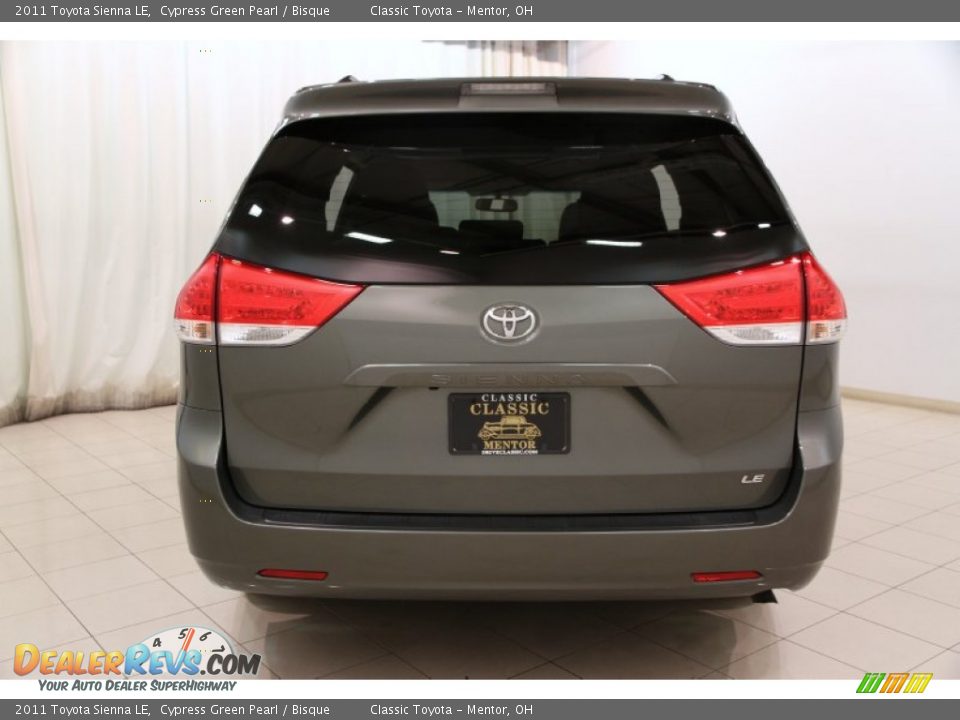 2011 Toyota Sienna LE Cypress Green Pearl / Bisque Photo #24