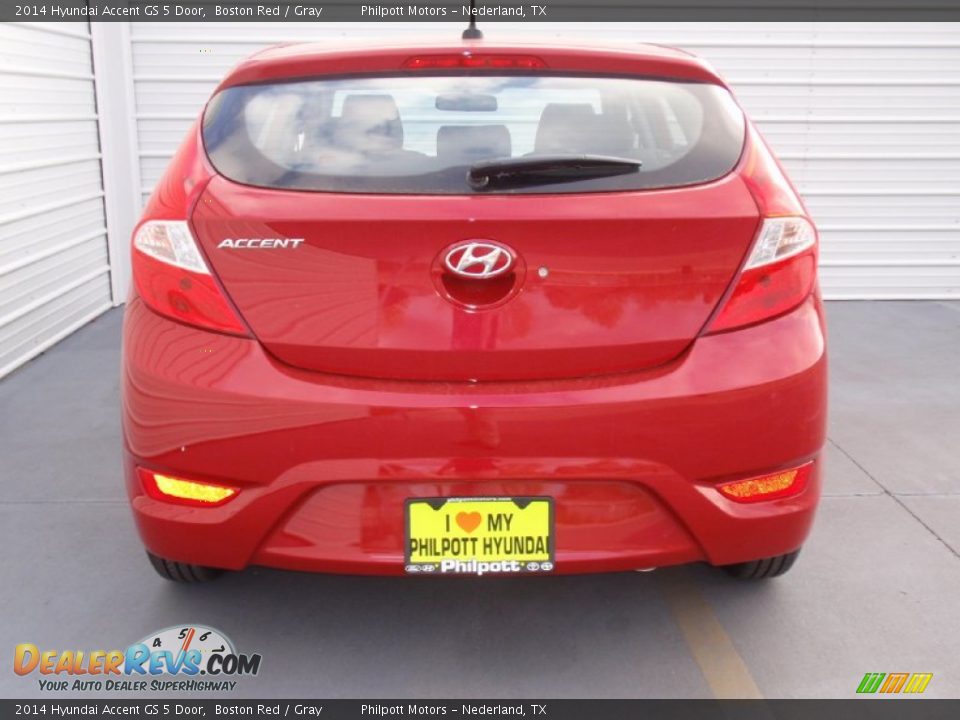 2014 Hyundai Accent GS 5 Door Boston Red / Gray Photo #5