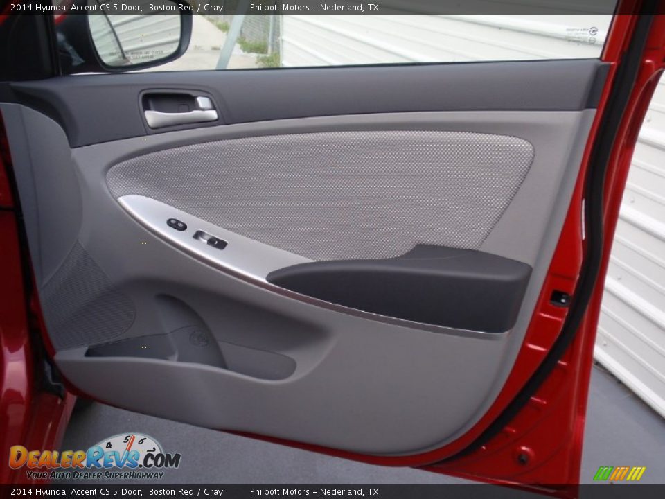 Door Panel of 2014 Hyundai Accent GS 5 Door Photo #15
