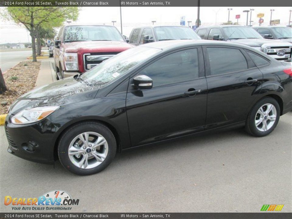 2014 Ford Focus SE Sedan Tuxedo Black / Charcoal Black Photo #1
