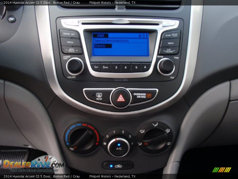 Controls of 2014 Hyundai Accent GS 5 Door Photo #27