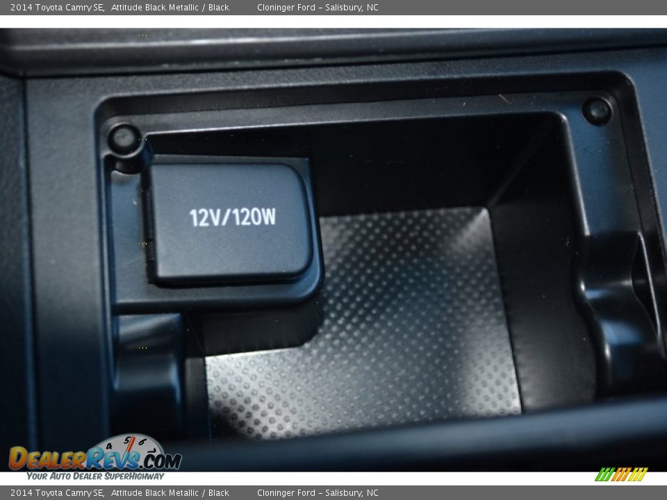 2014 Toyota Camry SE Attitude Black Metallic / Black Photo #16