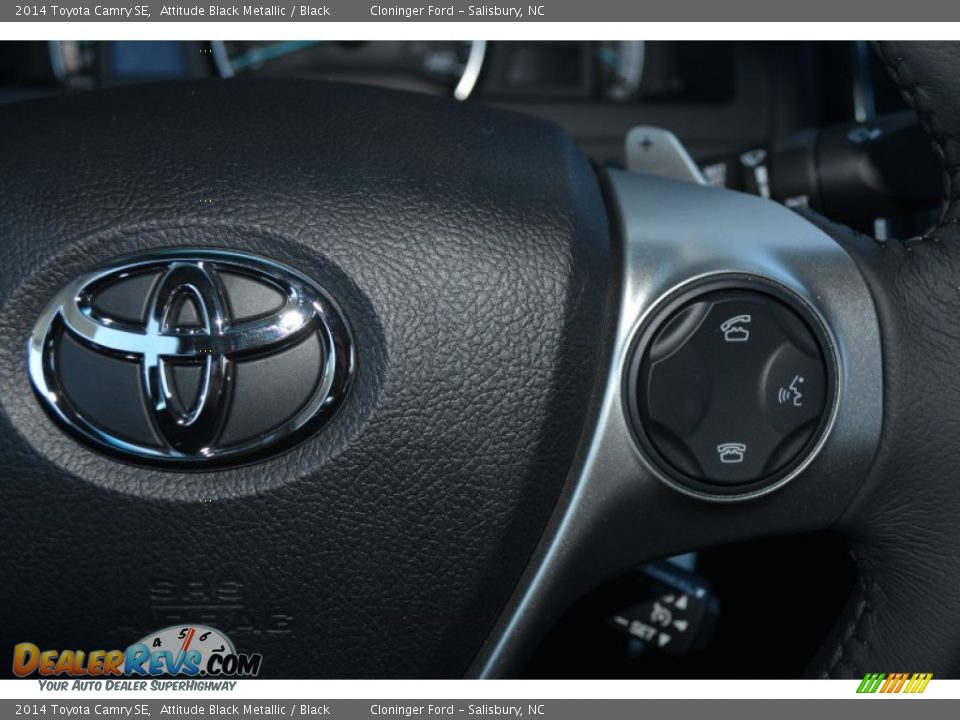 2014 Toyota Camry SE Attitude Black Metallic / Black Photo #19