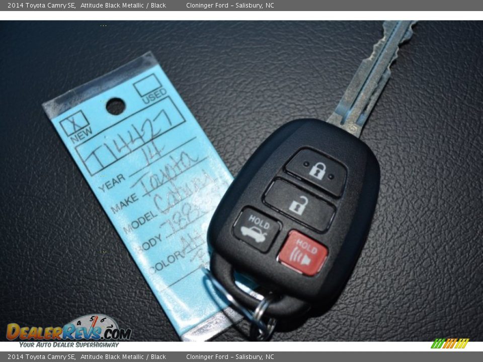 2014 Toyota Camry SE Attitude Black Metallic / Black Photo #23