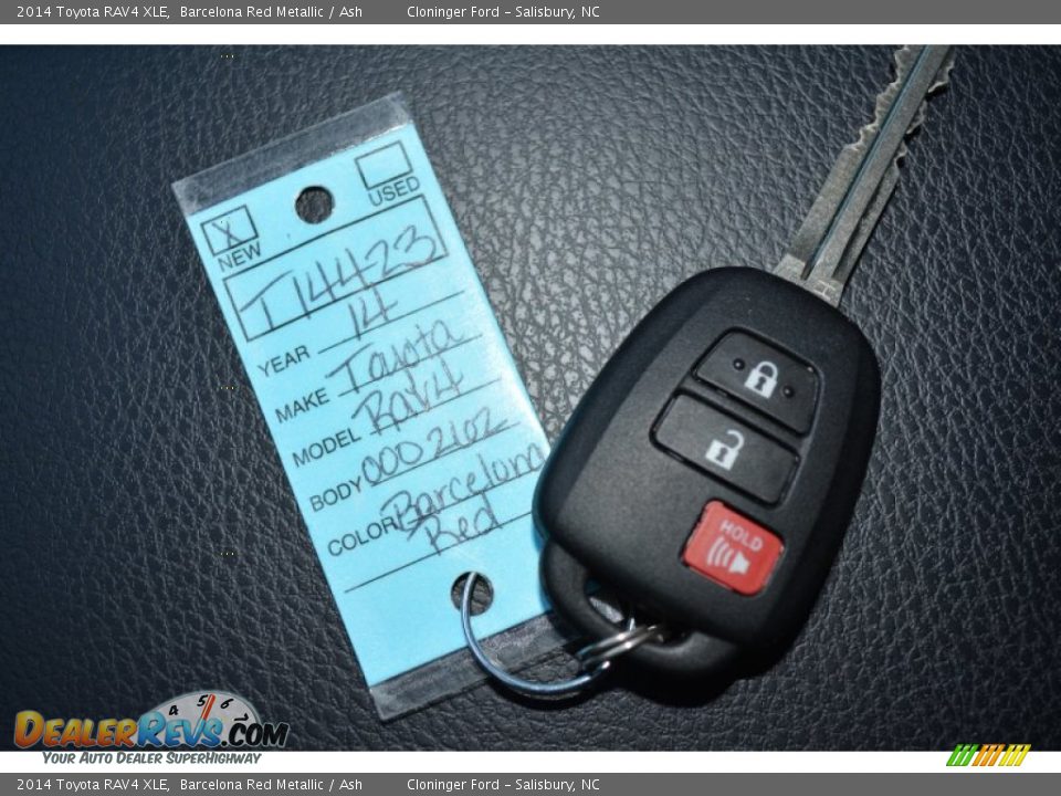 Keys of 2014 Toyota RAV4 XLE Photo #24