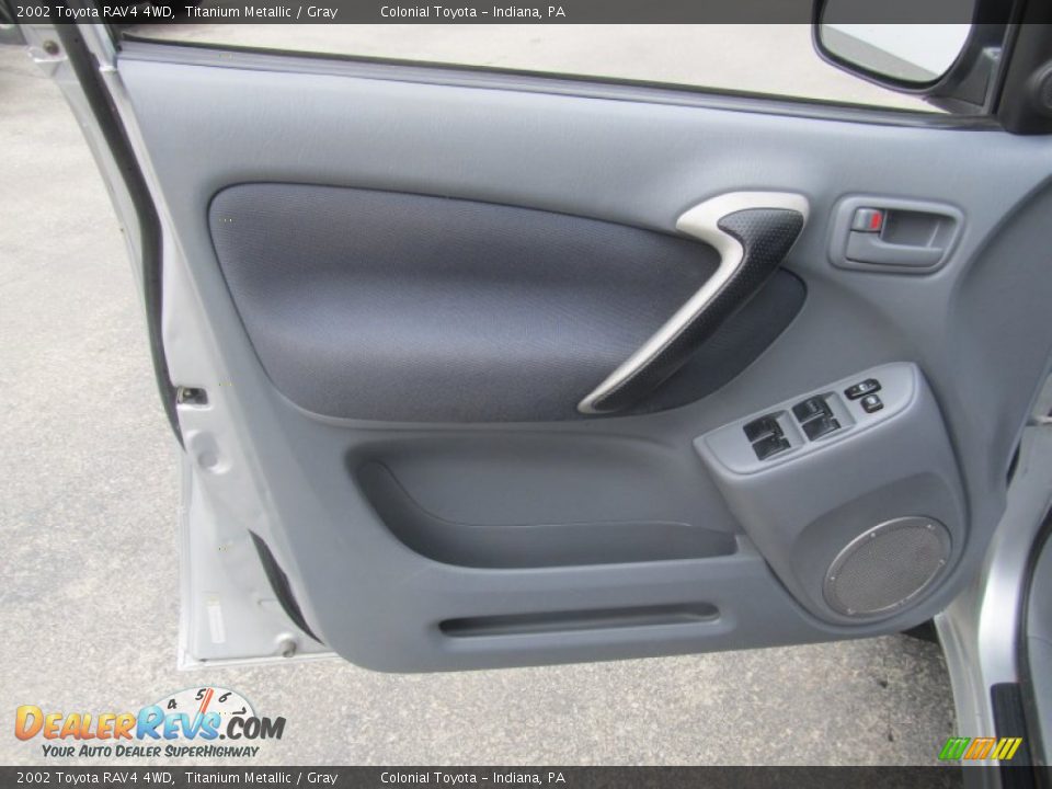 2002 Toyota RAV4 4WD Titanium Metallic / Gray Photo #12