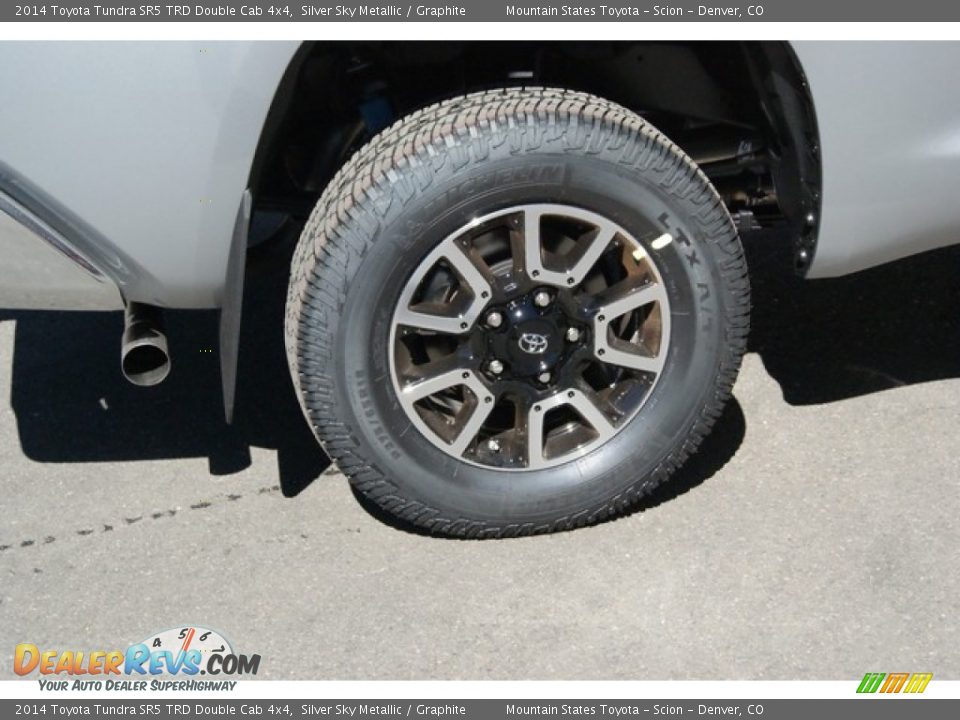 2014 Toyota Tundra SR5 TRD Double Cab 4x4 Silver Sky Metallic / Graphite Photo #9
