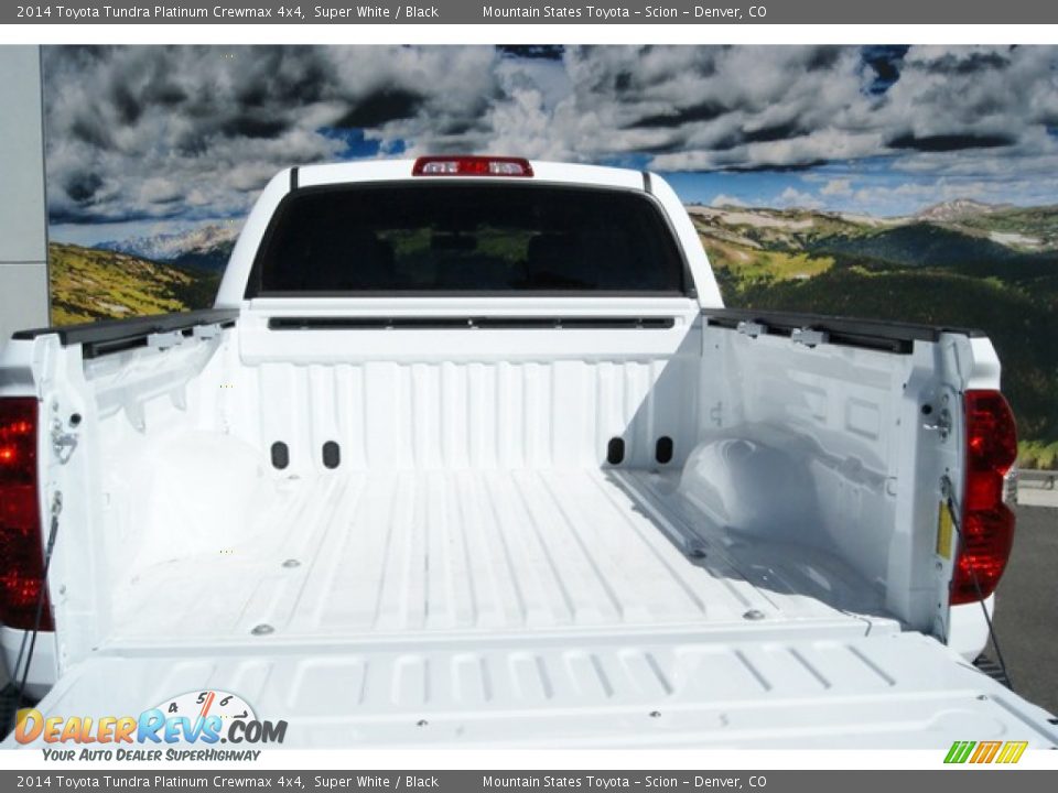 2014 Toyota Tundra Platinum Crewmax 4x4 Super White / Black Photo #8