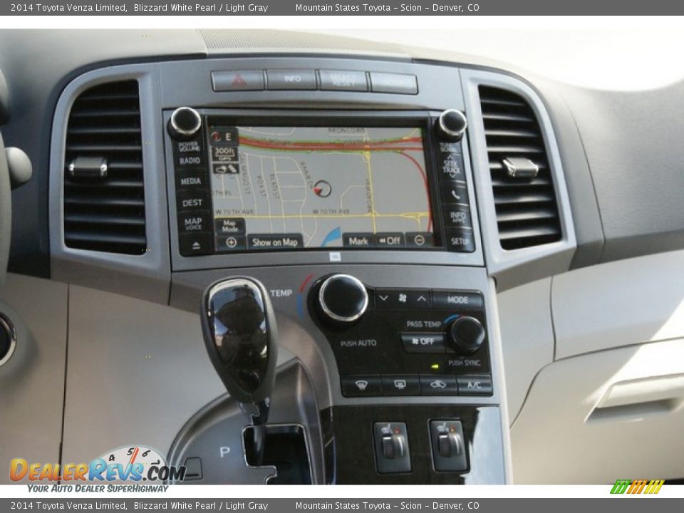 Controls of 2014 Toyota Venza Limited Photo #6