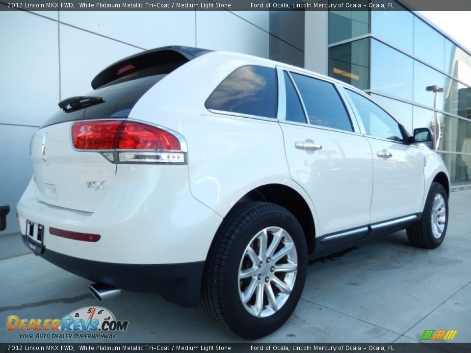 2012 Lincoln MKX FWD White Platinum Metallic Tri-Coat / Medium Light Stone Photo #4