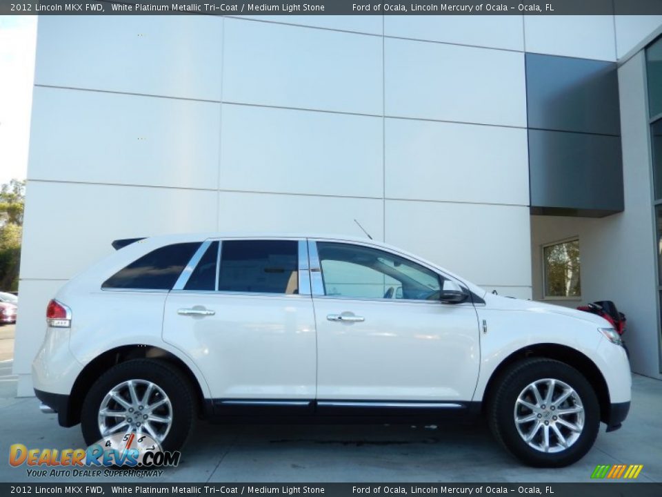 2012 Lincoln MKX FWD White Platinum Metallic Tri-Coat / Medium Light Stone Photo #5