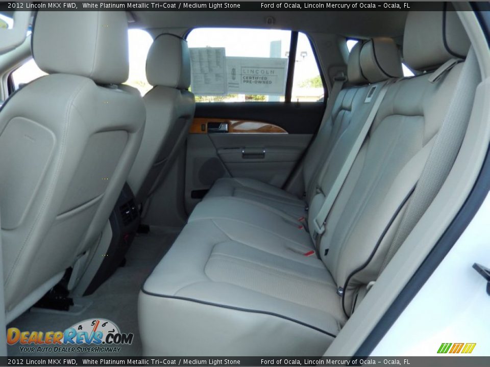 2012 Lincoln MKX FWD White Platinum Metallic Tri-Coat / Medium Light Stone Photo #14