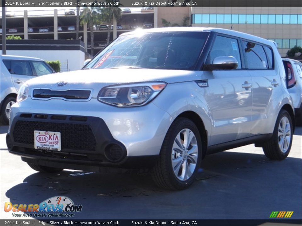 2014 Kia Soul + Bright Silver / Black Honeycomb Woven Cloth Photo #6