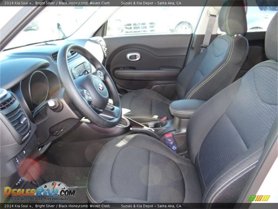 2014 Kia Soul + Bright Silver / Black Honeycomb Woven Cloth Photo #11
