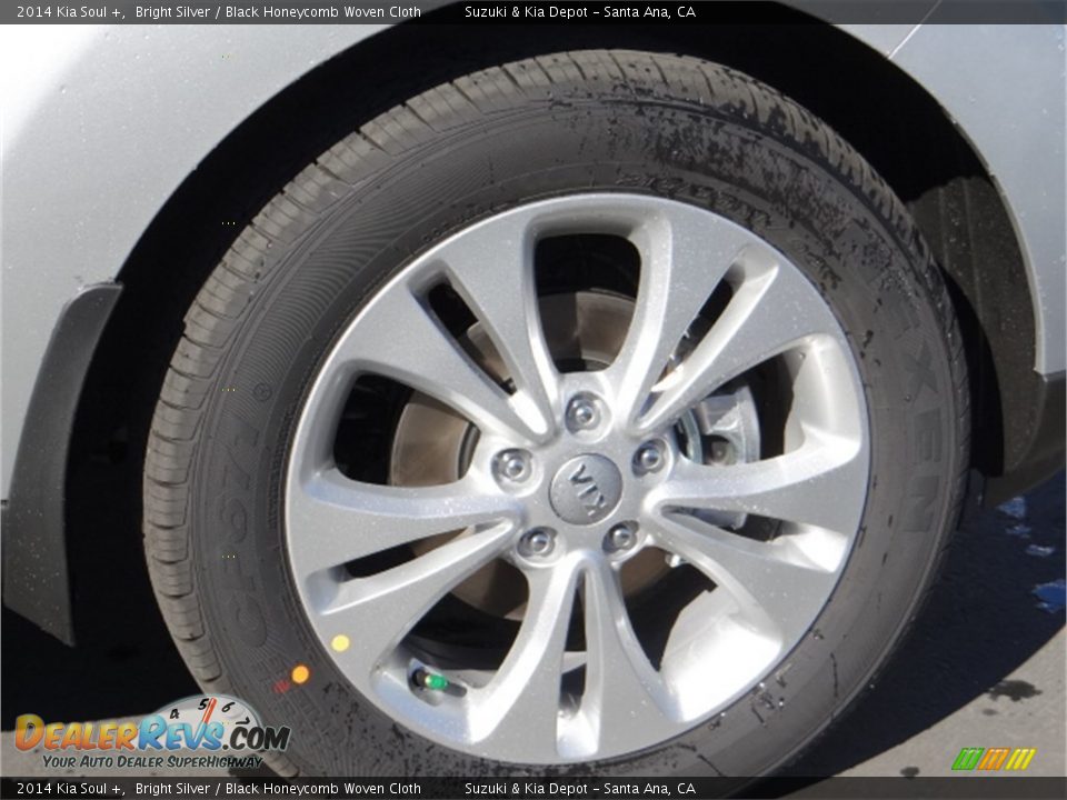 2014 Kia Soul + Bright Silver / Black Honeycomb Woven Cloth Photo #14