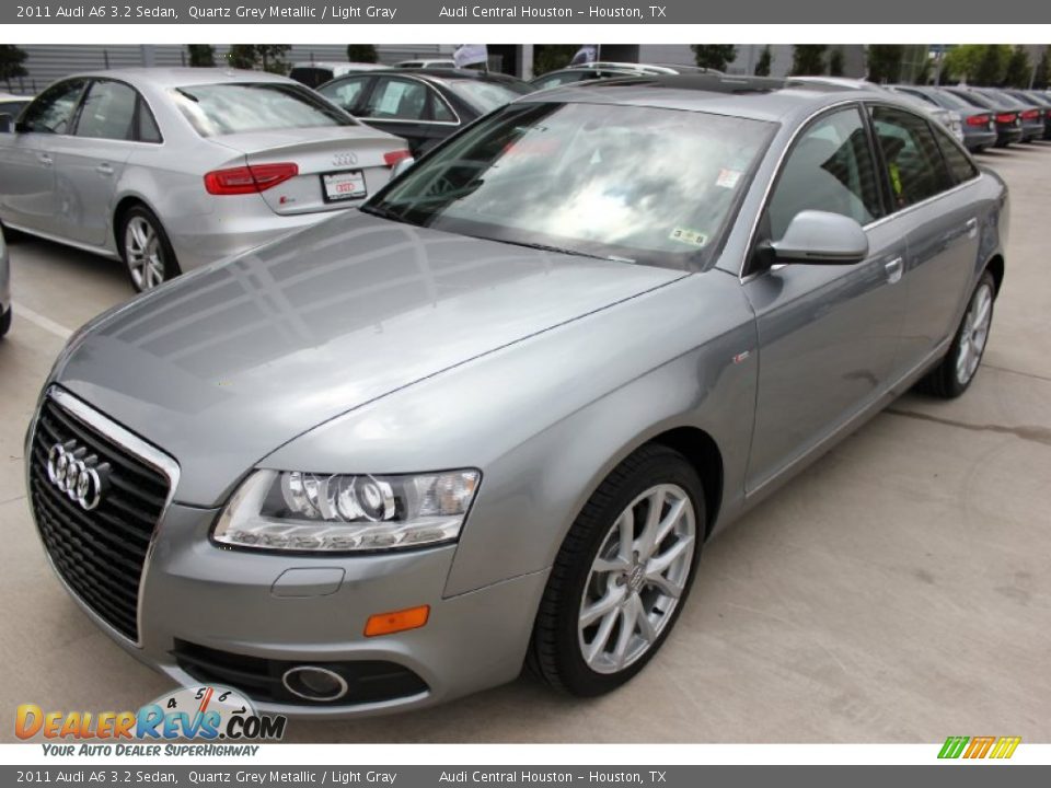 Front 3/4 View of 2011 Audi A6 3.2 Sedan Photo #3