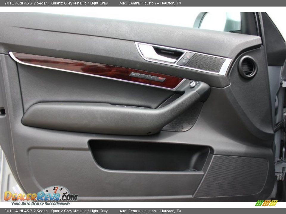 Door Panel of 2011 Audi A6 3.2 Sedan Photo #14