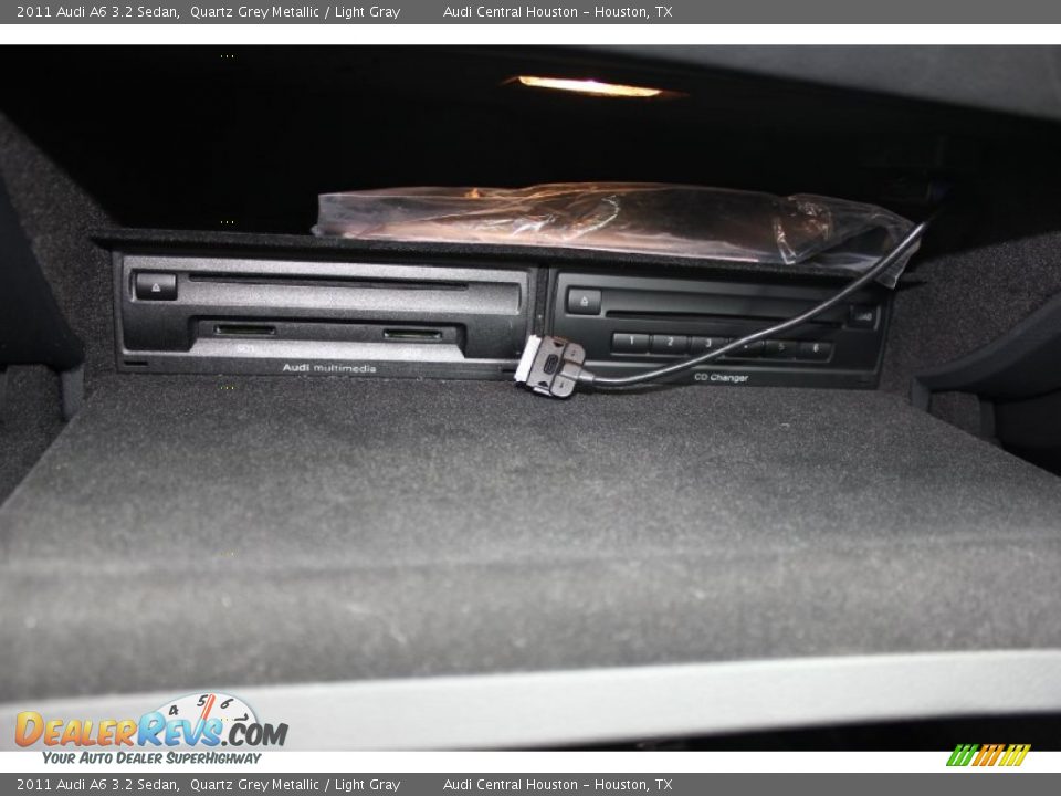 2011 Audi A6 3.2 Sedan Quartz Grey Metallic / Light Gray Photo #32