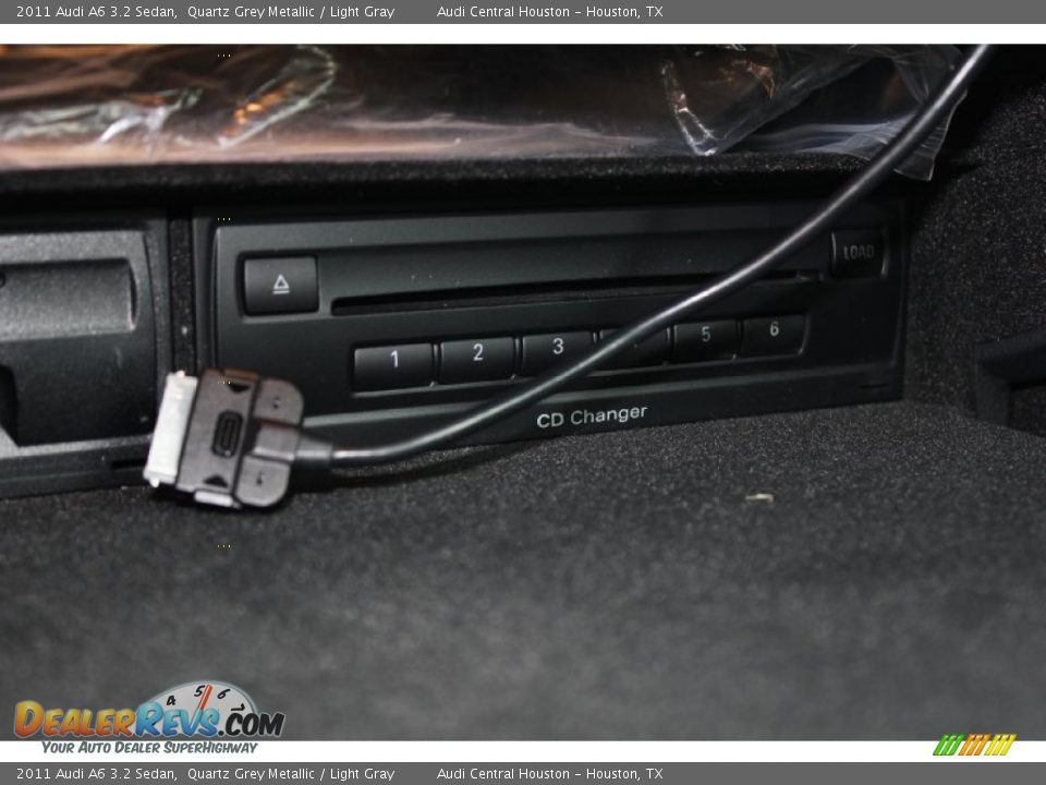 2011 Audi A6 3.2 Sedan Quartz Grey Metallic / Light Gray Photo #34