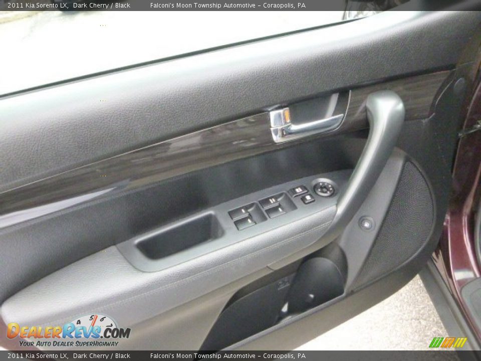 2011 Kia Sorento LX Dark Cherry / Black Photo #20