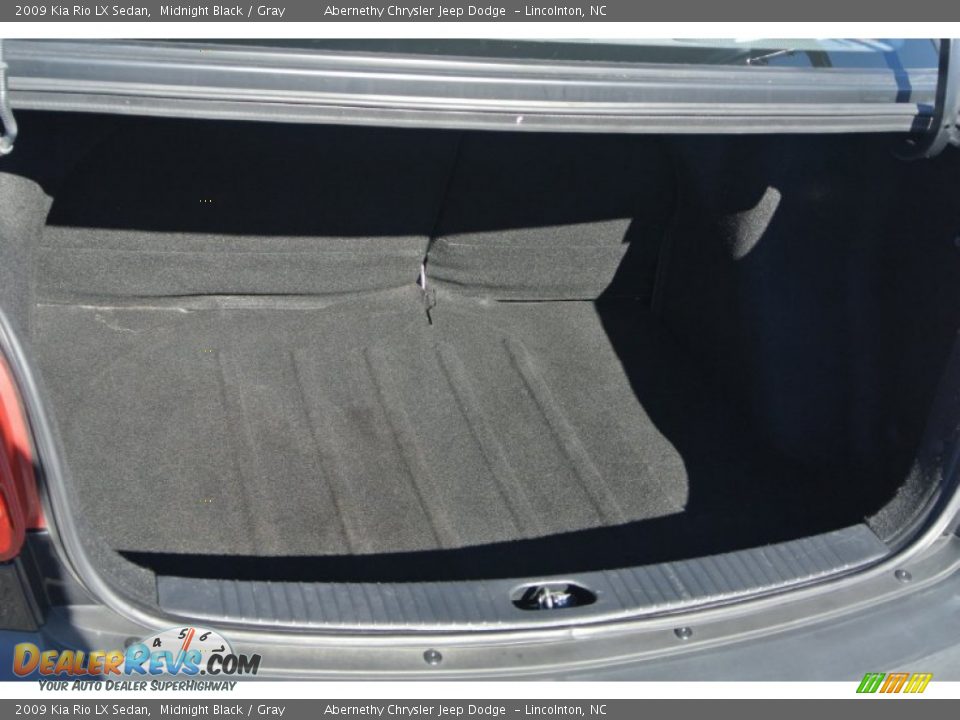 2009 Kia Rio LX Sedan Midnight Black / Gray Photo #18